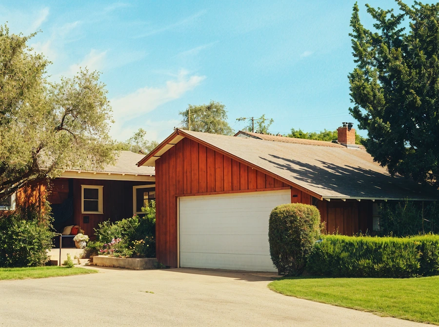 Yard Retouched