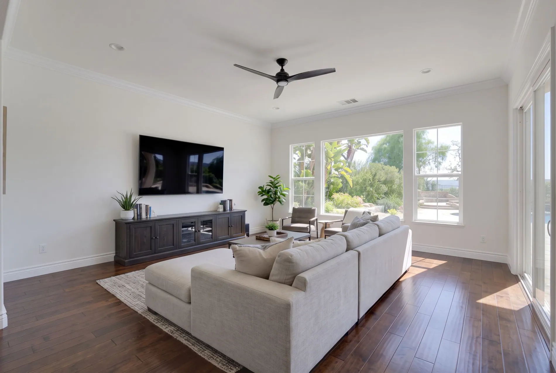 Living room TV with glare and reflections on the screen