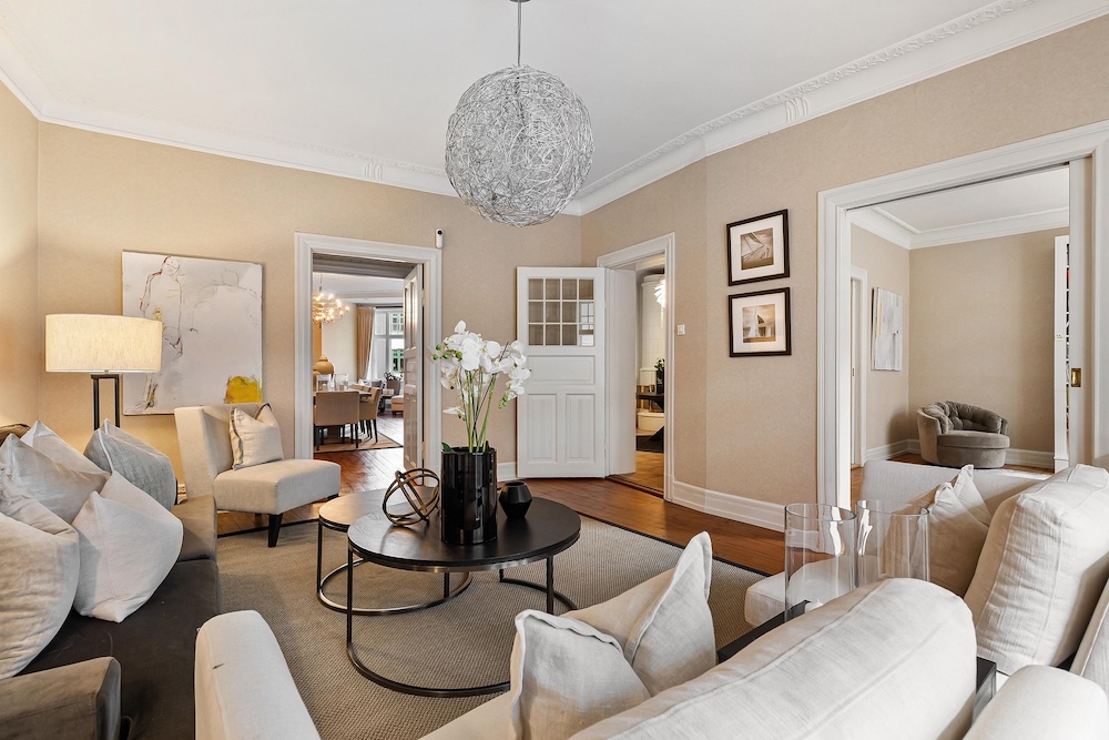 Interior showing perfectly aligned verticals and pristine window exposures