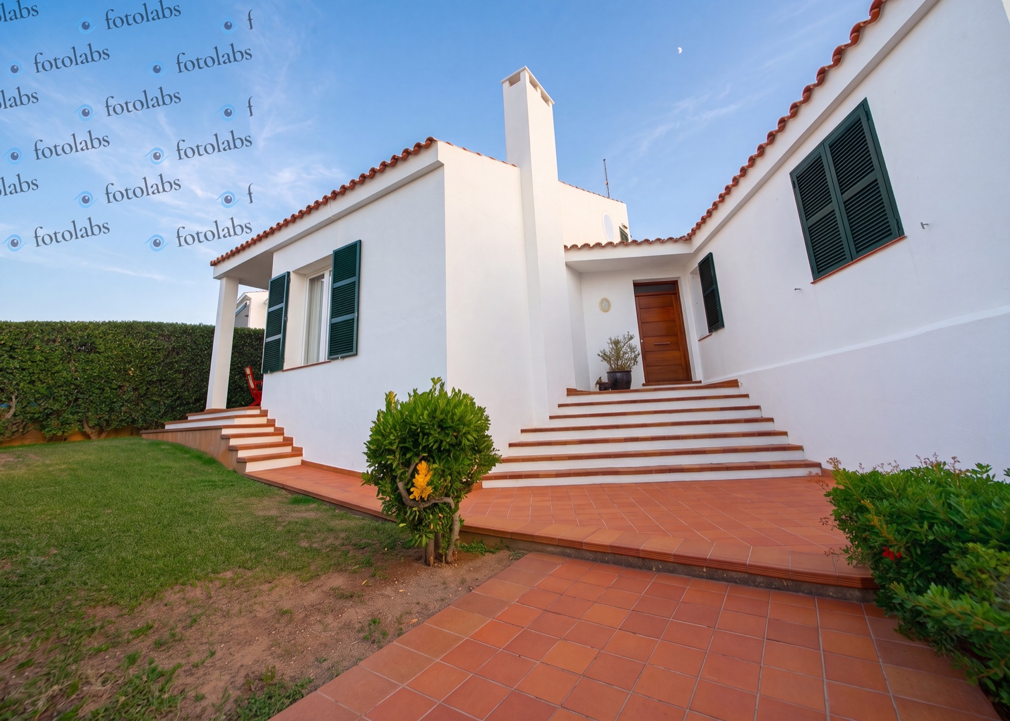 Fotolabs.co real estate photo edit