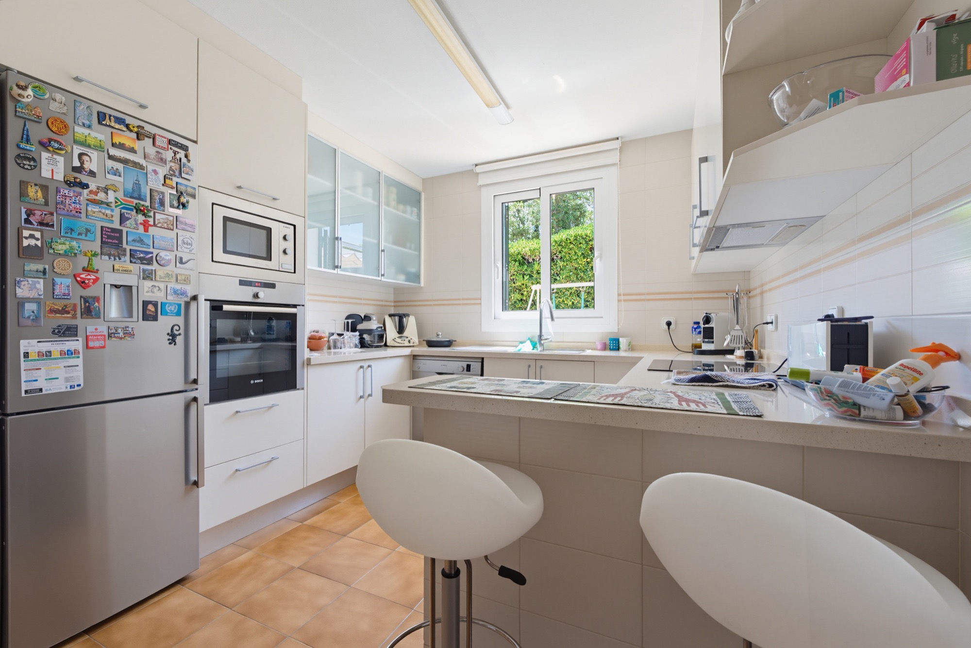 Kitchen — Color White Balance & Material Depth processed by RealtyEdit