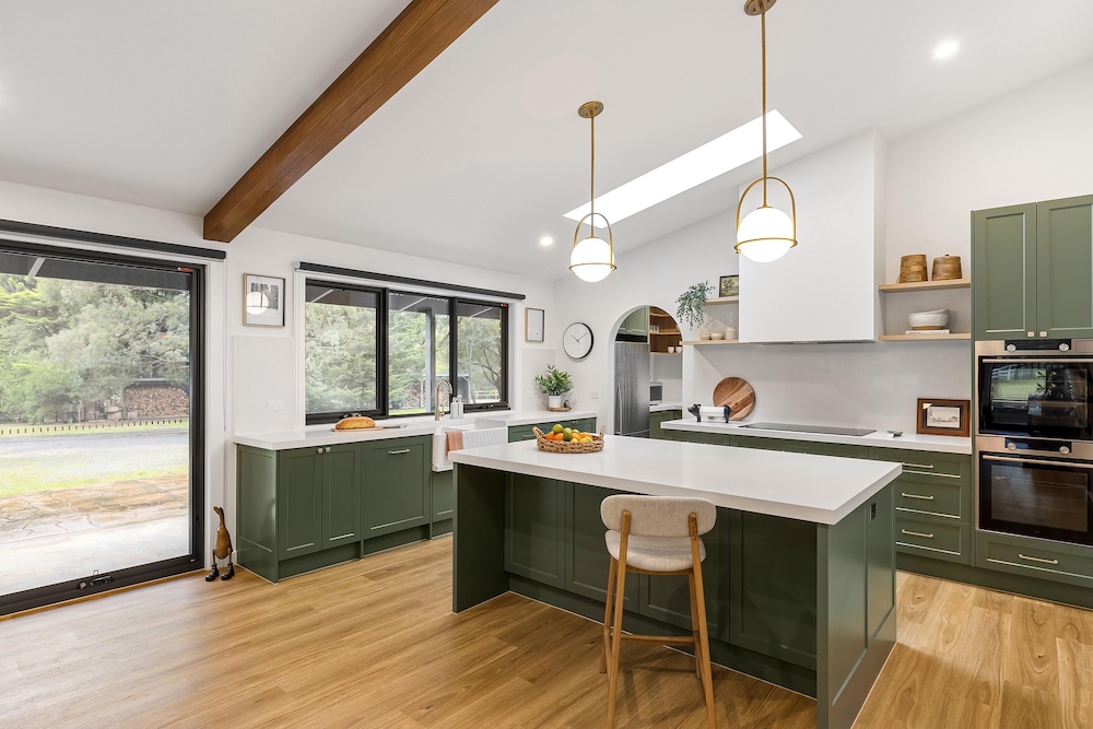 Dining Room virtual staging — Stager AI vs Apply Design