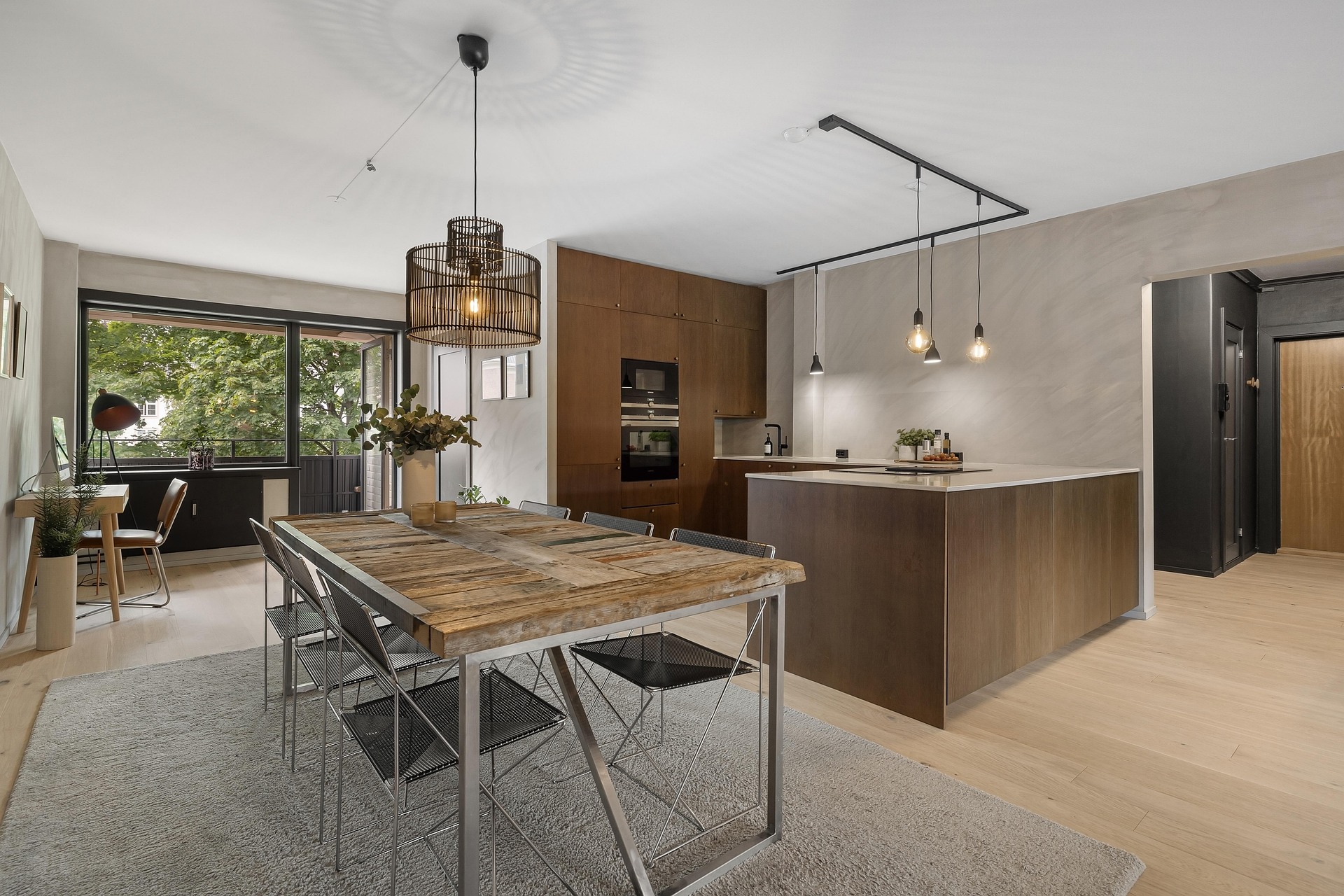 Kitchen AI virtual staging — Stager AI vs Interior AI