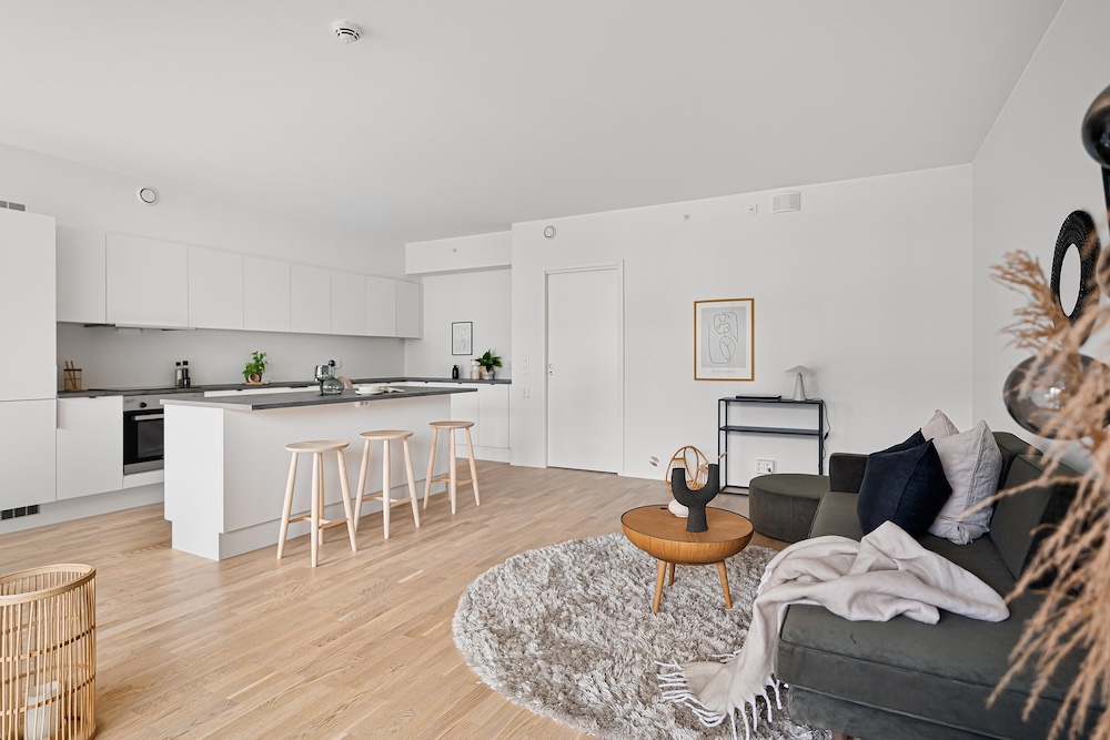 Living Room virtual staging — Stager AI vs PadStyler