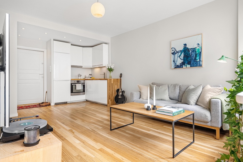 Open Plan virtual staging — Stager AI vs PadStyler