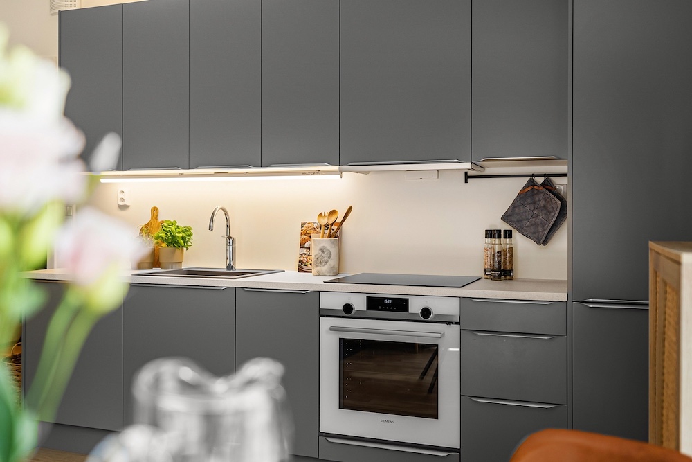 Kitchen staging — Stager AI