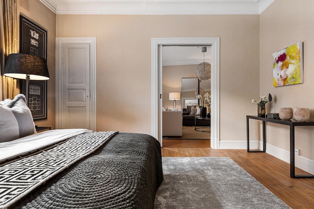 Master Bedroom virtual staging — Stager AI vs roOomy