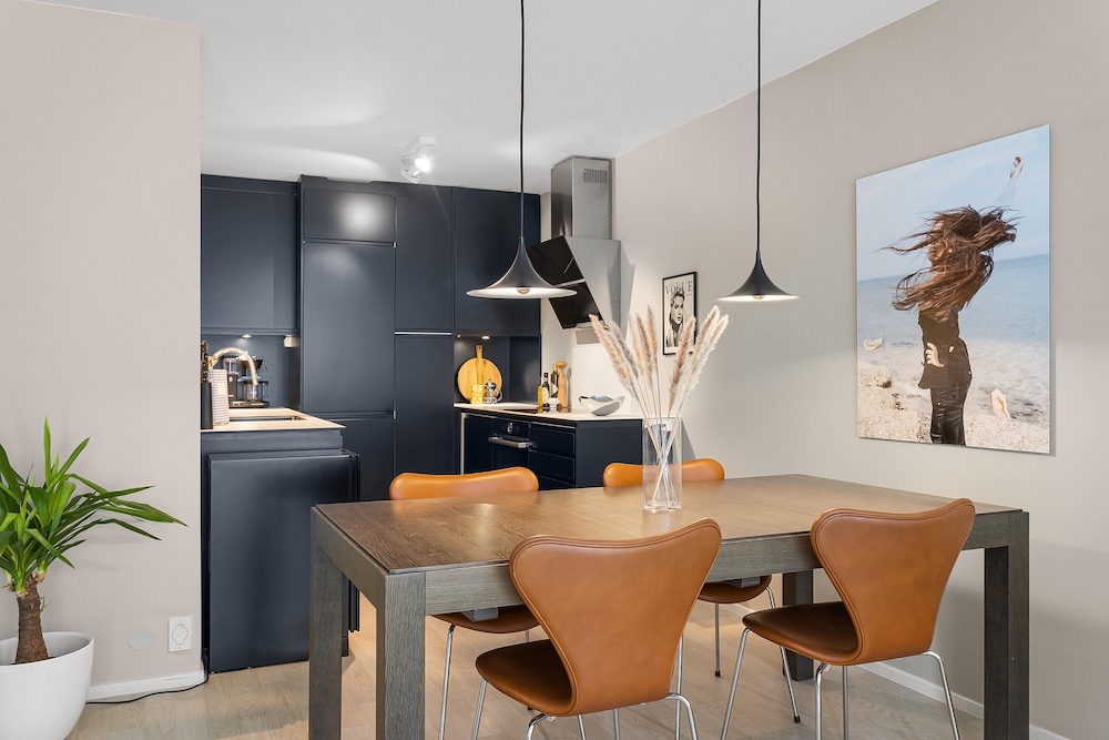 Home Office AI virtual staging — Stager AI vs Spotless Agency