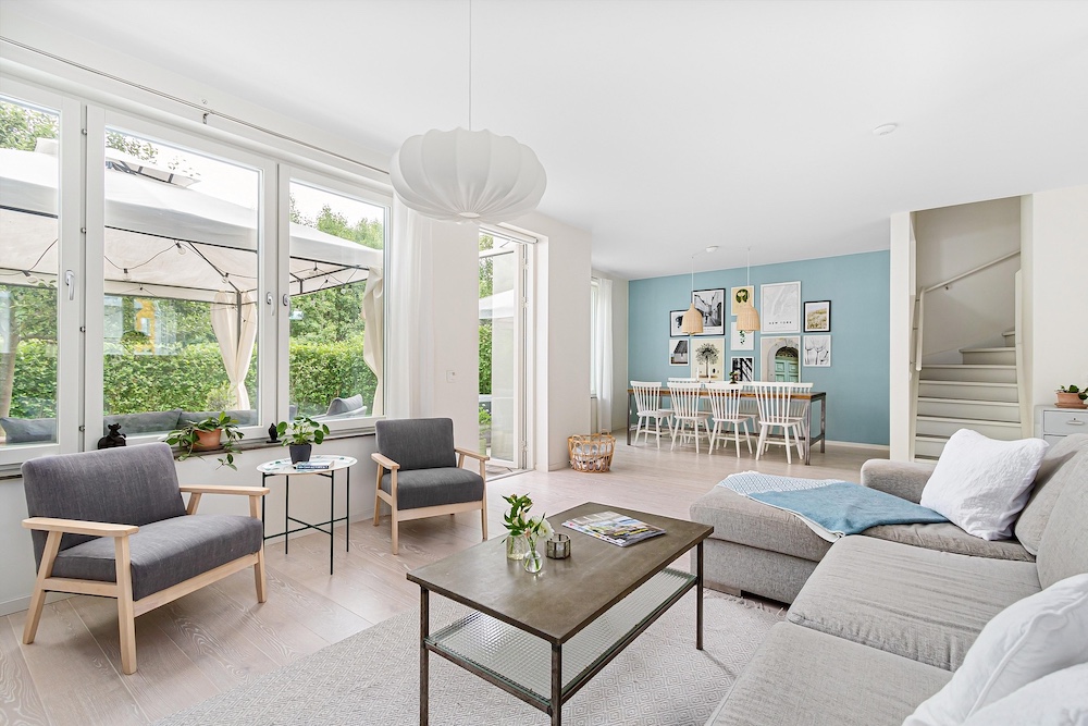 Dining Room virtual staging Stager AI vs Styldod