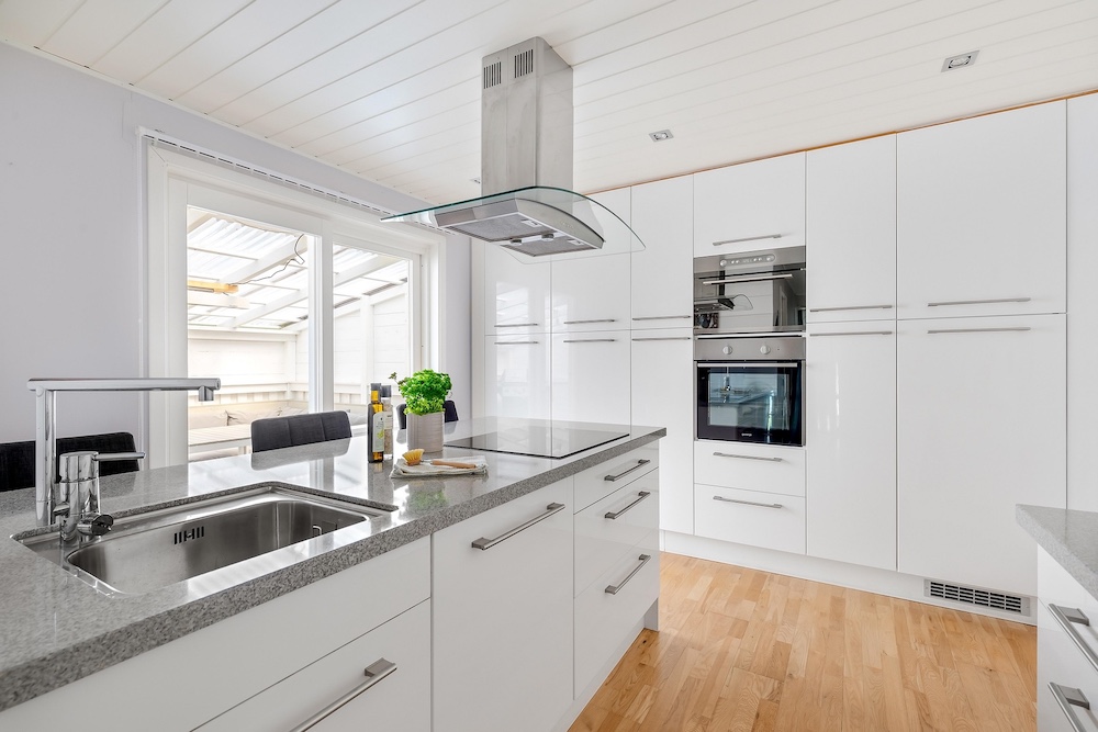 Kitchen virtual staging — Stager AI vs VRX Staging
