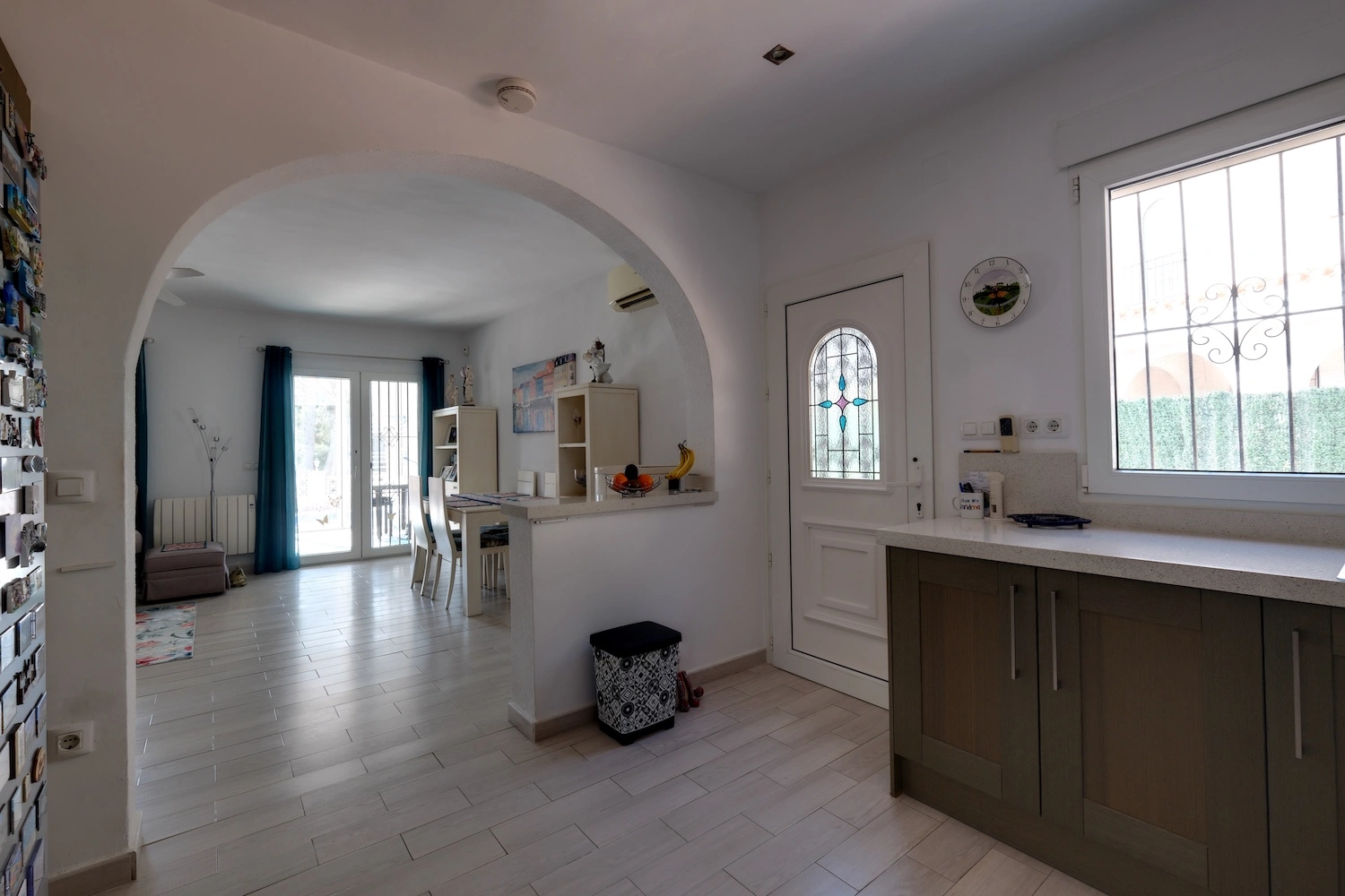 Perspective Correction - Original real estate photo with visible perspective distortion Perspective Correction - Original real estate photo with visible perspective distortion
